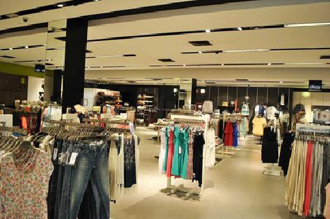 大悟商场里的店面怎么装修？